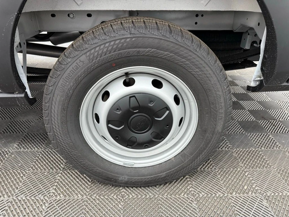 2025 Ford Transit - Image 13 of 21