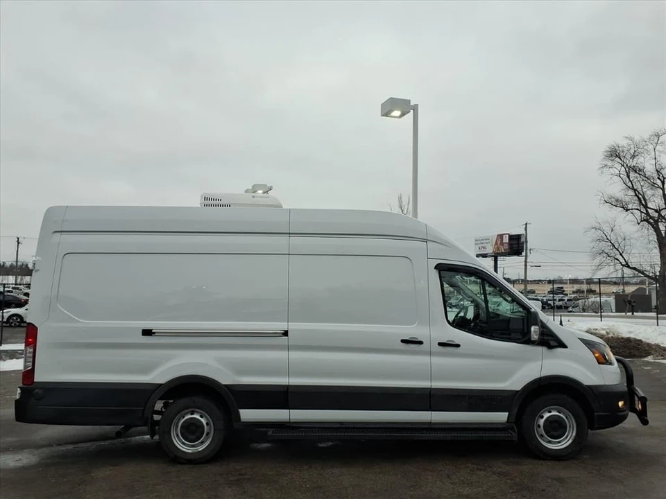 2025 Ford Transit - Image 8 of 12