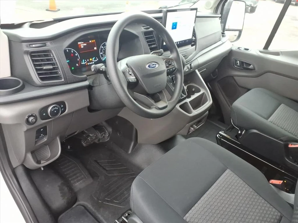 2025 Ford Transit - Image 9 of 12