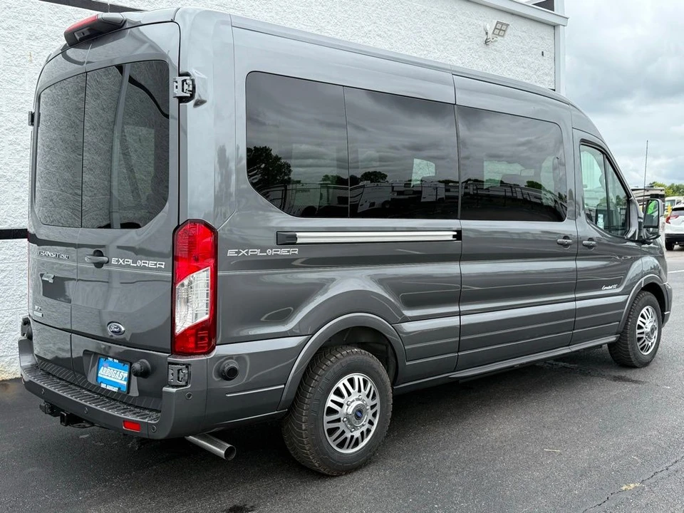 2025 Ford Transit - Image 4 of 12