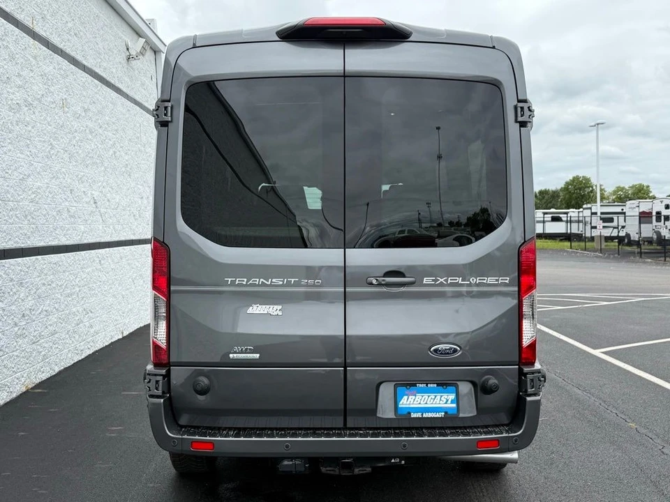 2025 Ford Transit - Image 5 of 12