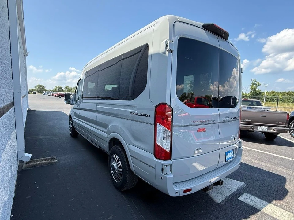 2025 Ford Transit - Image 11 of 12