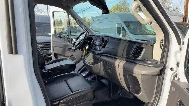 2025 Ford Transit - Image 23 of 27