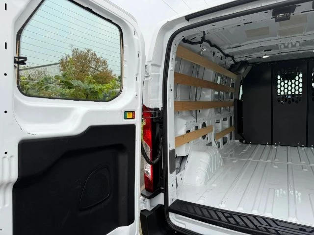 2025 Ford Transit - Image 19 of 31