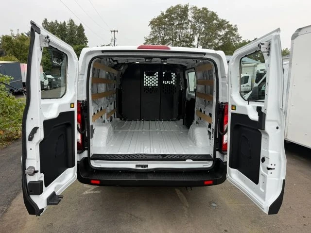 2025 Ford Transit - Image 17 of 31