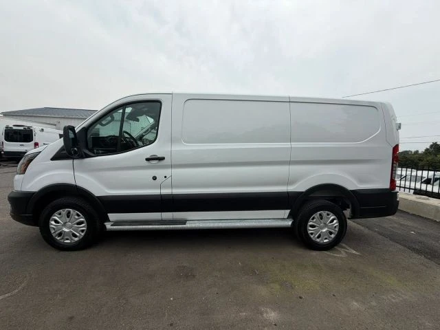 2025 Ford Transit - Image 2 of 31