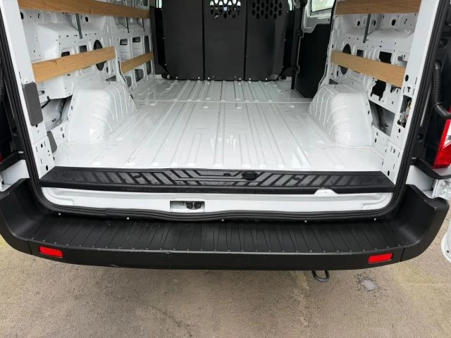 2025 Ford Transit - Image 20 of 31