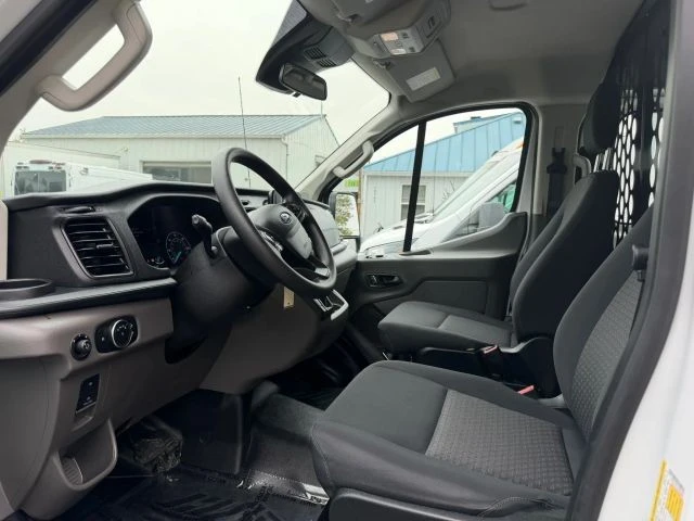 2025 Ford Transit - Image 8 of 31