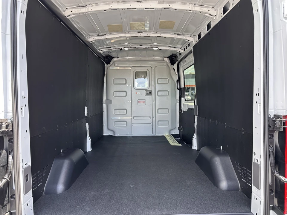 2025 Ford Transit - Image 16 of 21