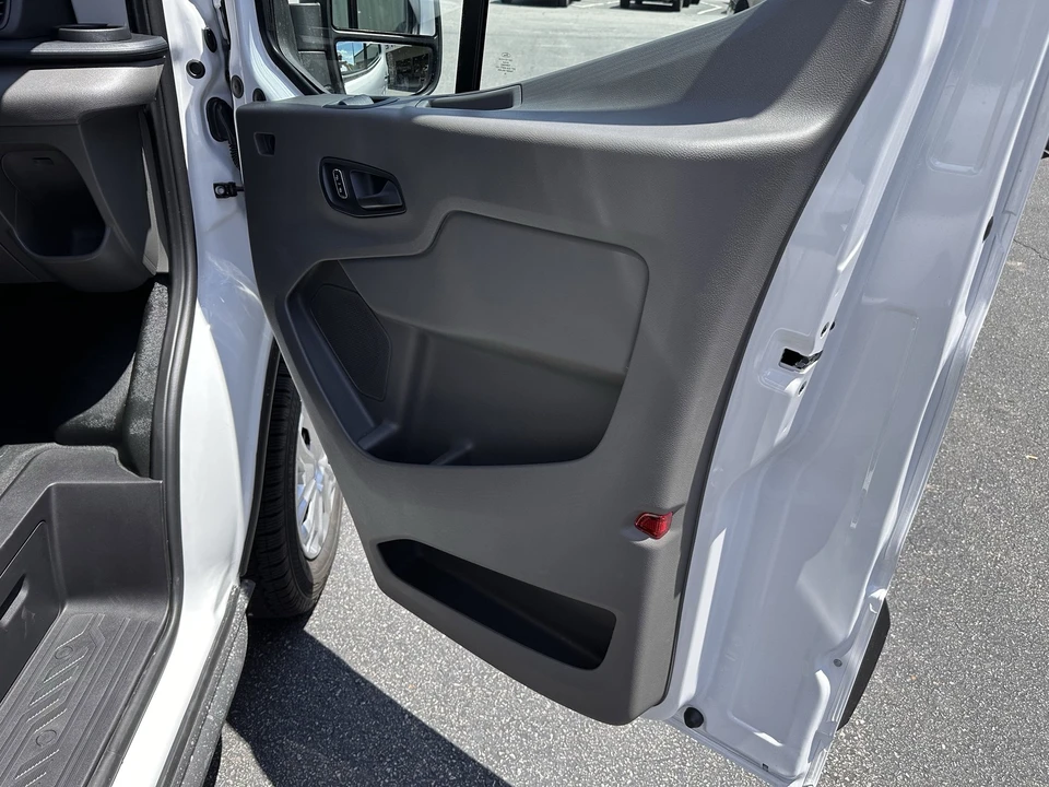 2025 Ford Transit - Image 11 of 21
