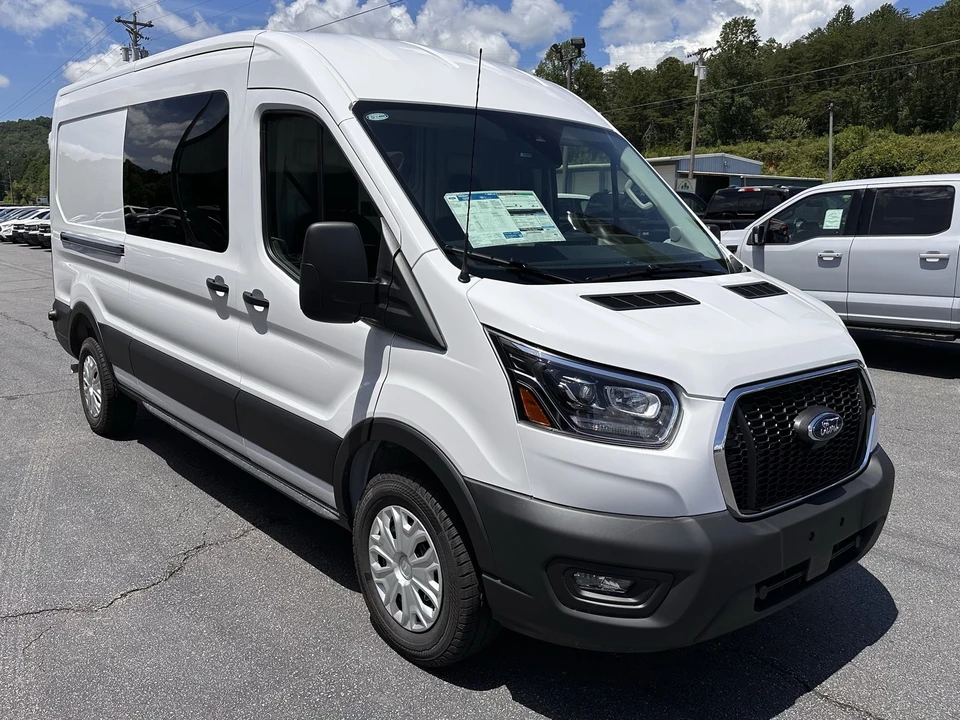 2025 Ford Transit - Image 4 of 21