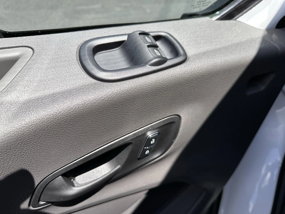 2025 Ford Transit - Image 17 of 21