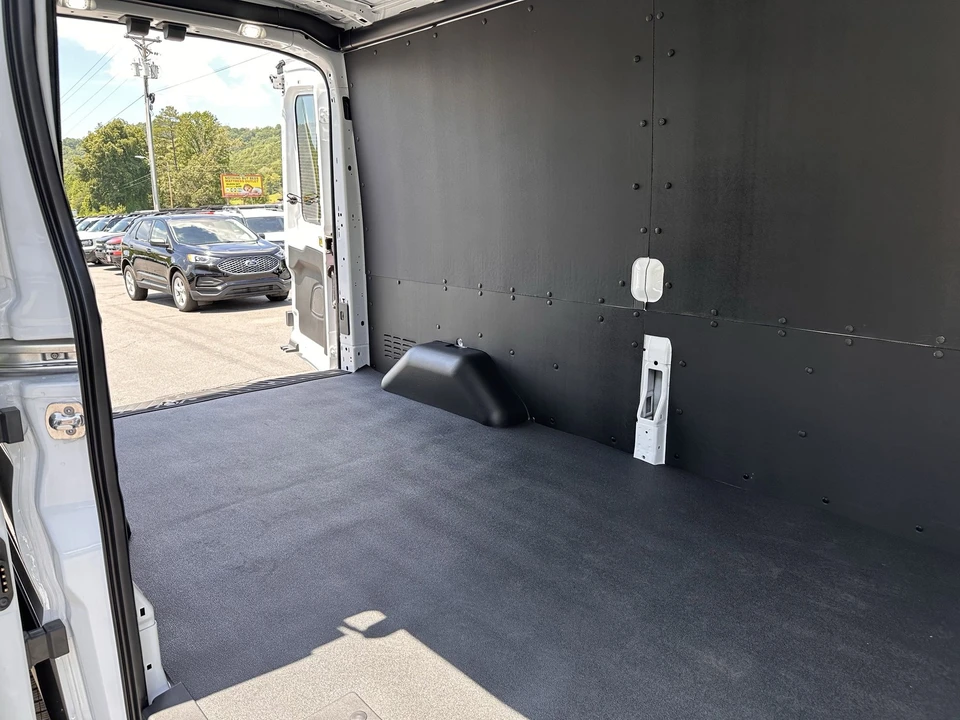 2025 Ford Transit - Image 15 of 21
