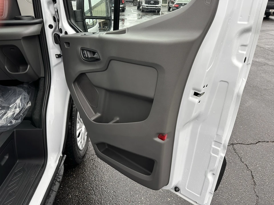 2025 Ford Transit - Image 11 of 25