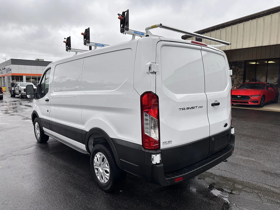 2025 Ford Transit - Image 8 of 25
