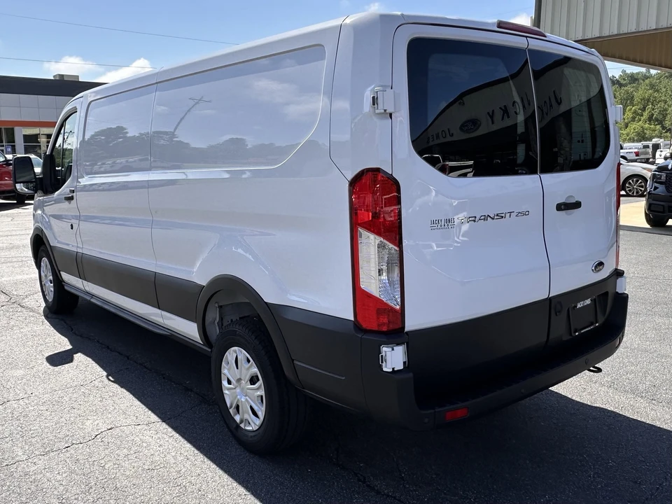 2025 Ford Transit - Image 8 of 25
