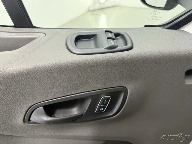 2025 Ford Transit - Image 10 of 12