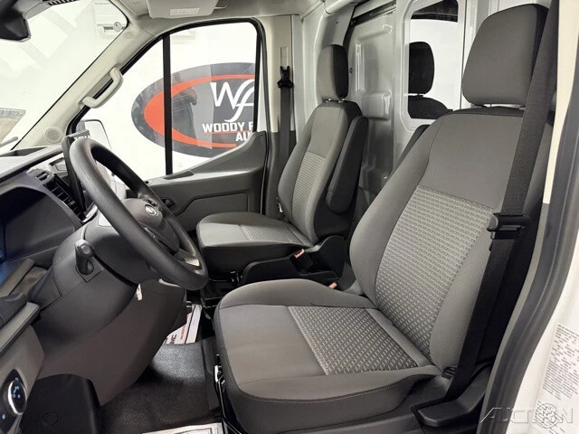 2025 Ford Transit - Image 10 of 12
