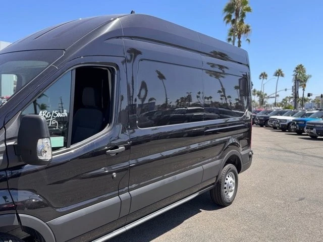 2025 Ford Transit - Image 9 of 12