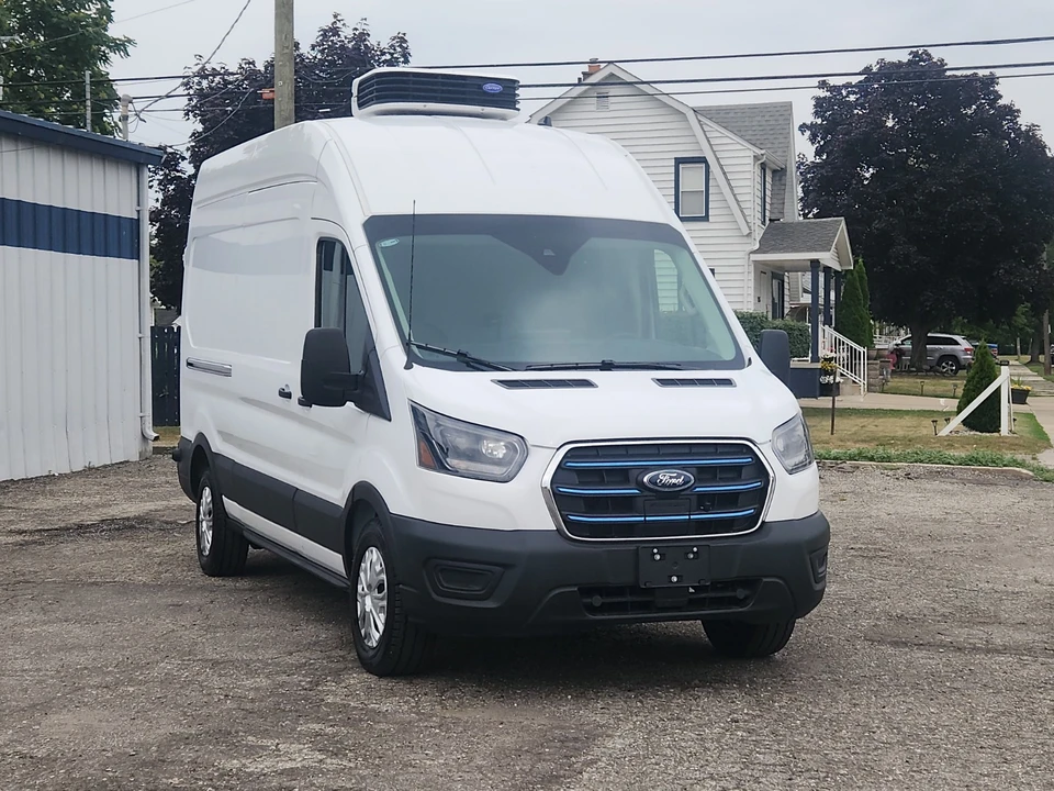 2025 Ford Transit - Image 2 of 31