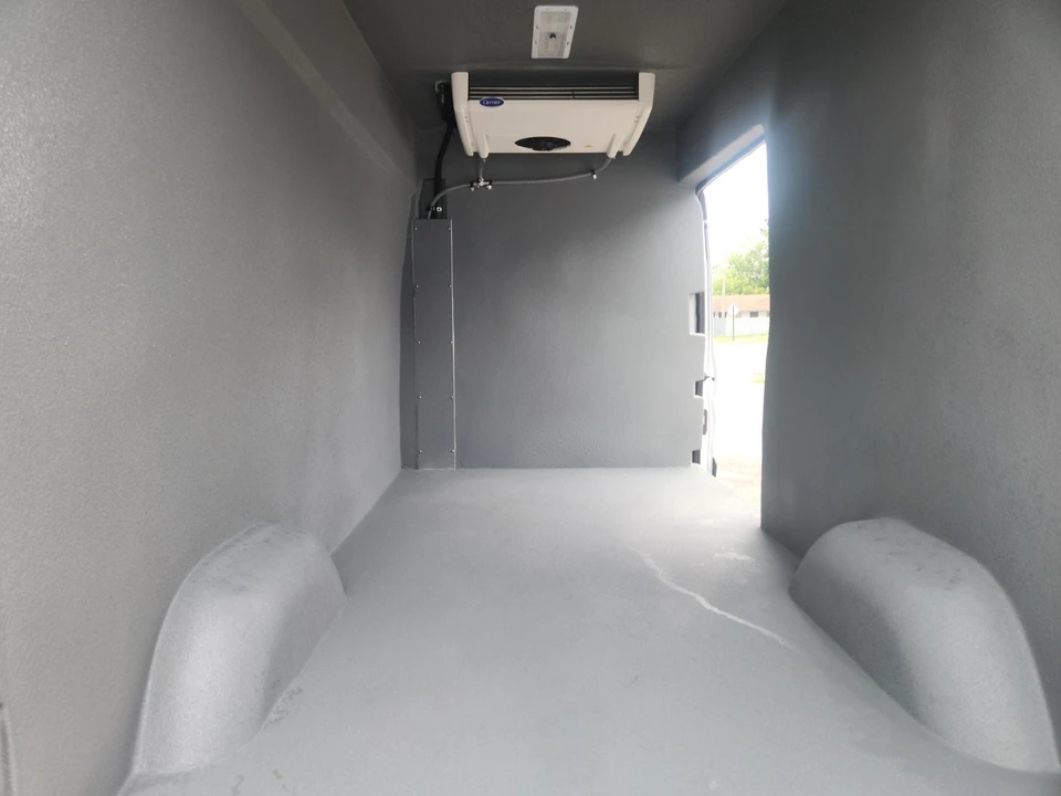 2025 Ford Transit - Image 12 of 31