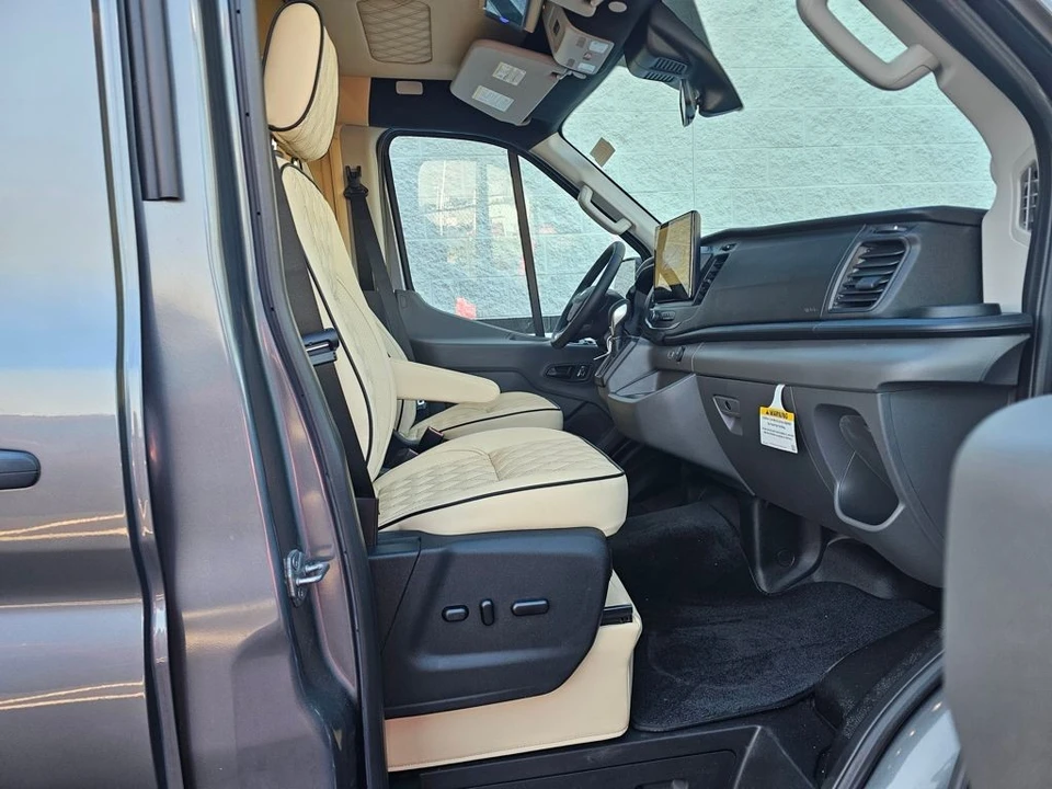 2025 Ford Transit - Image 21 of 21