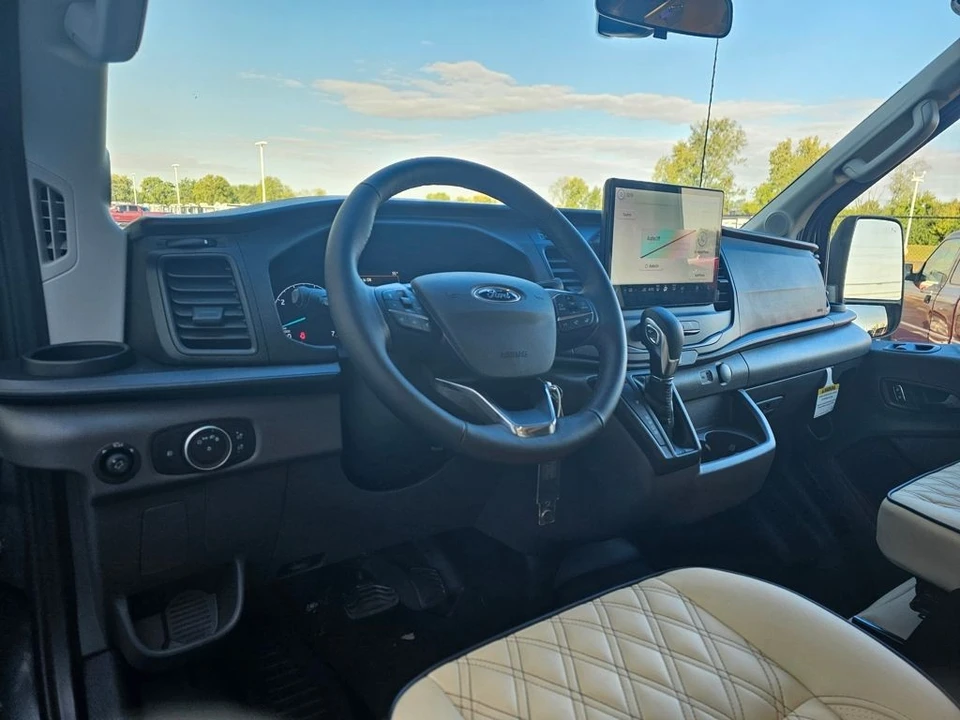 2025 Ford Transit - Image 15 of 21