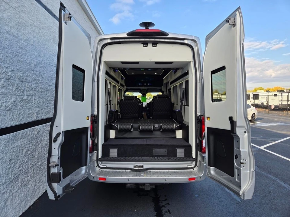 2025 Ford Transit - Image 9 of 12