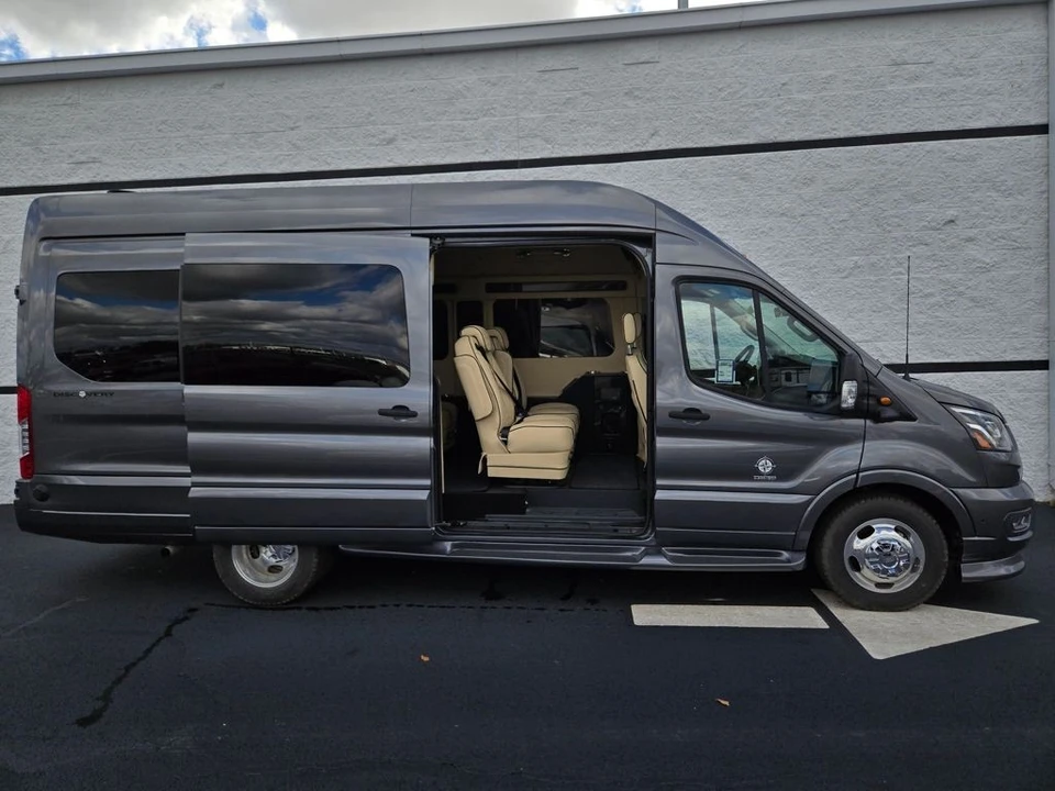 2025 Ford Transit - Image 5 of 12