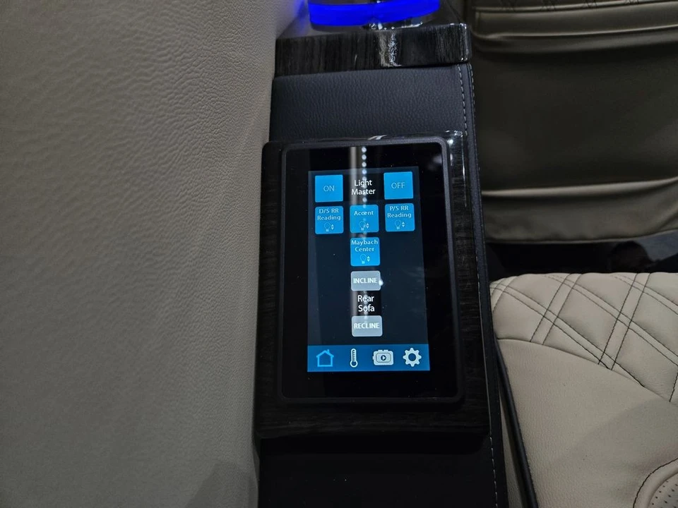 2025 Ford Transit - Image 10 of 12