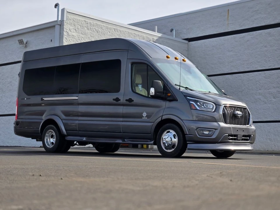 2025 Ford Transit - Image 4 of 12
