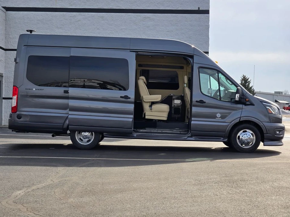 2025 Ford Transit - Image 12 of 12