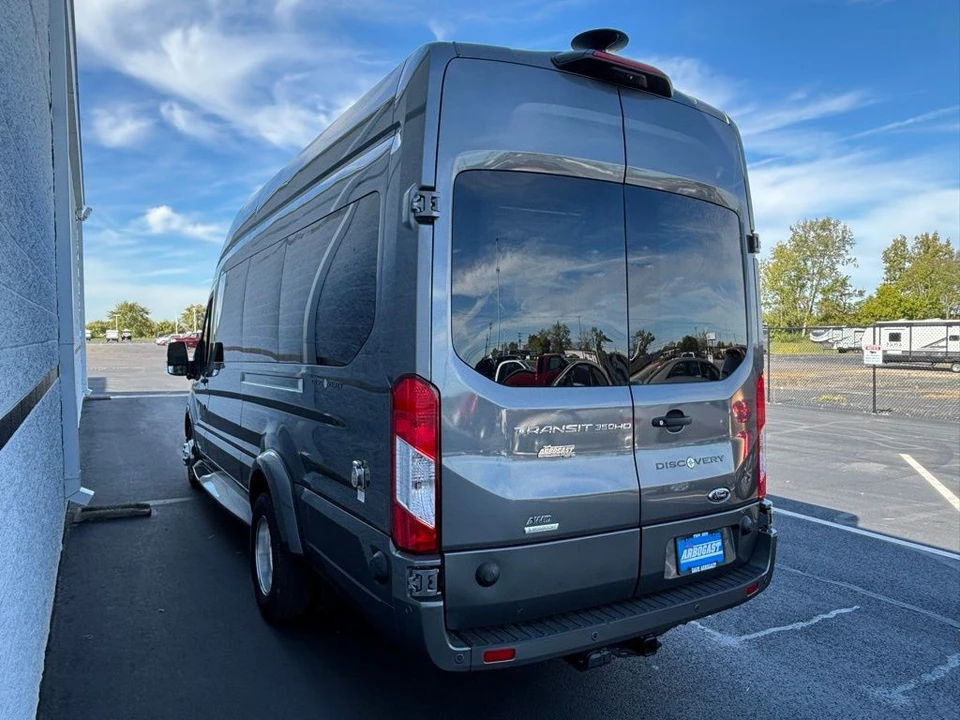 2025 Ford Transit - Image 5 of 12