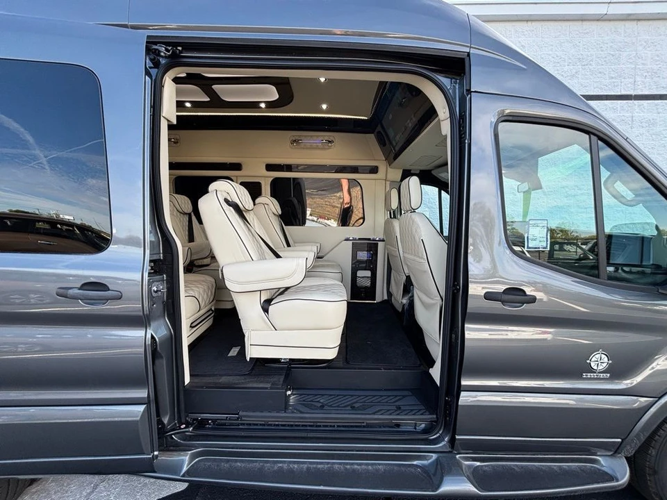 2025 Ford Transit - Image 5 of 12