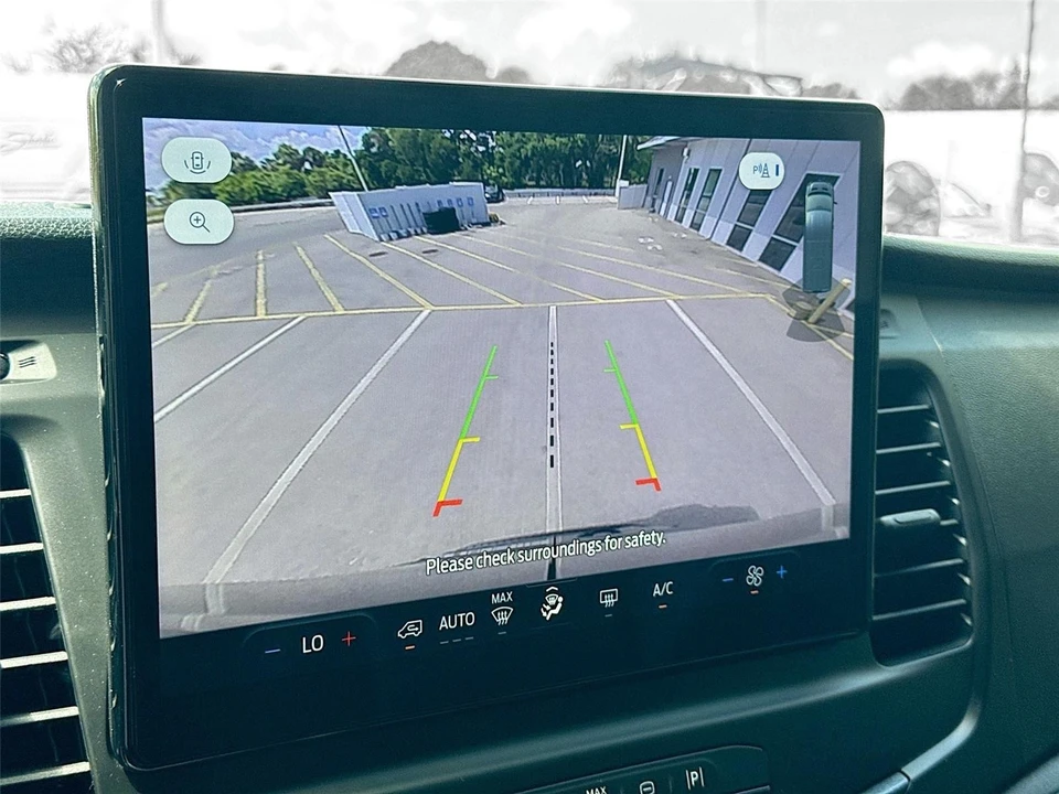 2025 Ford Transit - Image 11 of 31