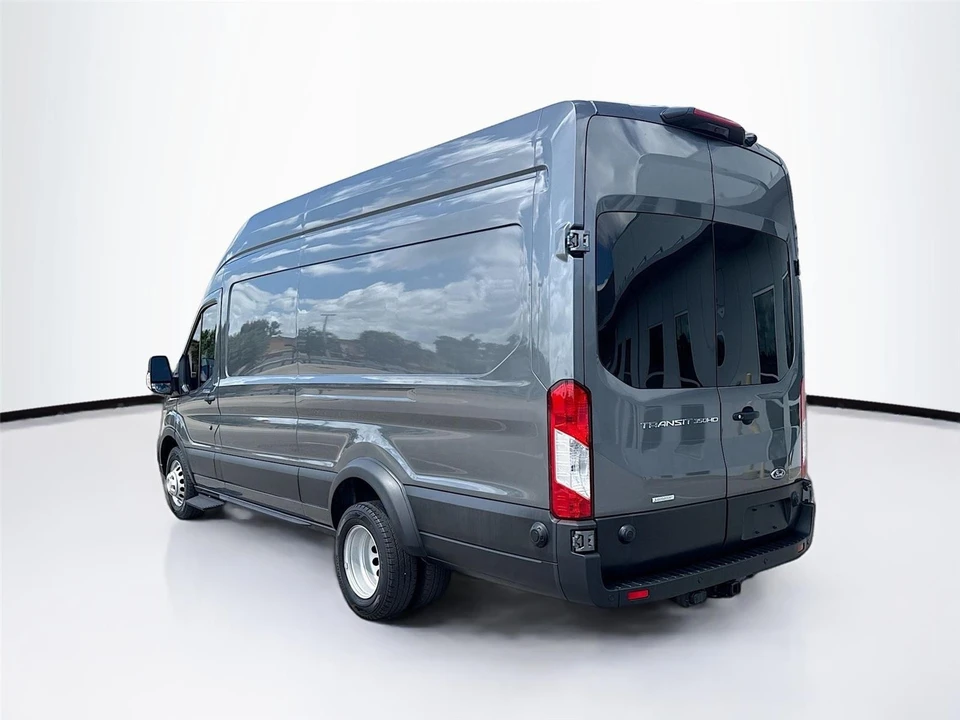 2025 Ford Transit - Image 26 of 31
