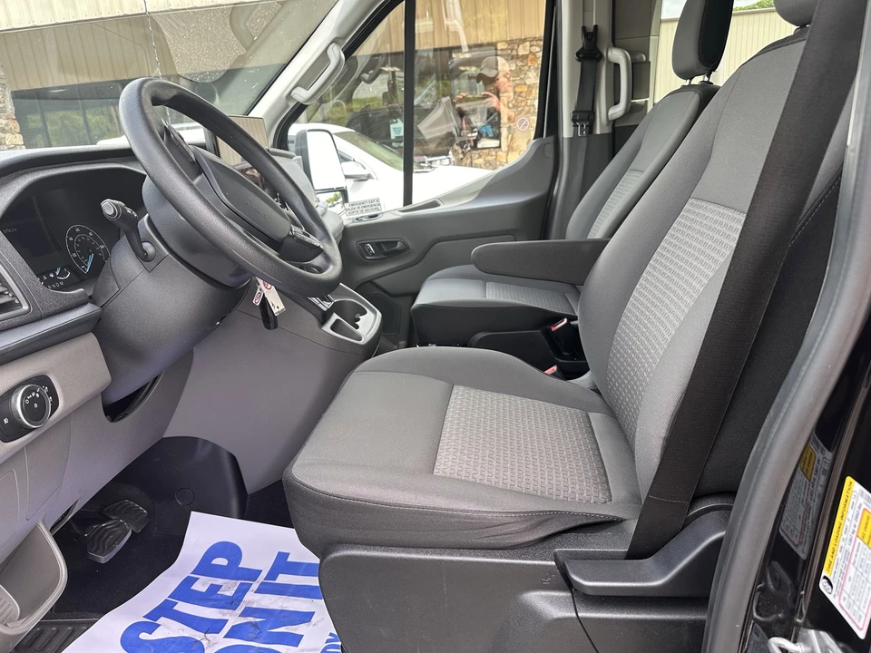 2025 Ford Transit - Image 9 of 27