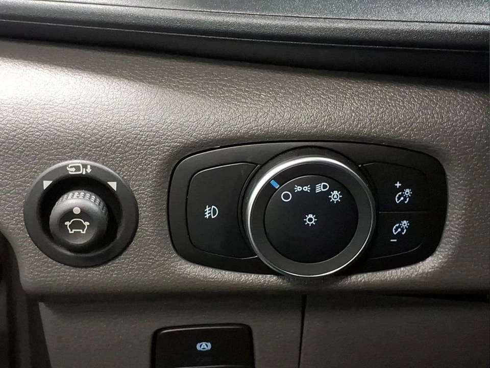 2025 Ford Transit - Image 15 of 25