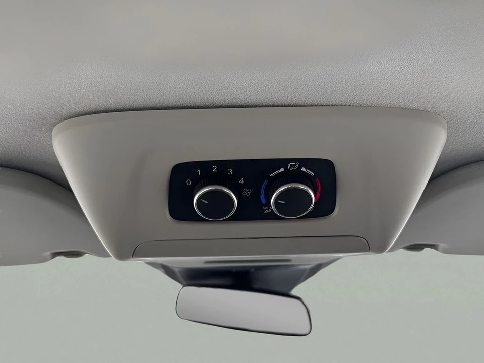 2025 Ford Transit - Image 11 of 31
