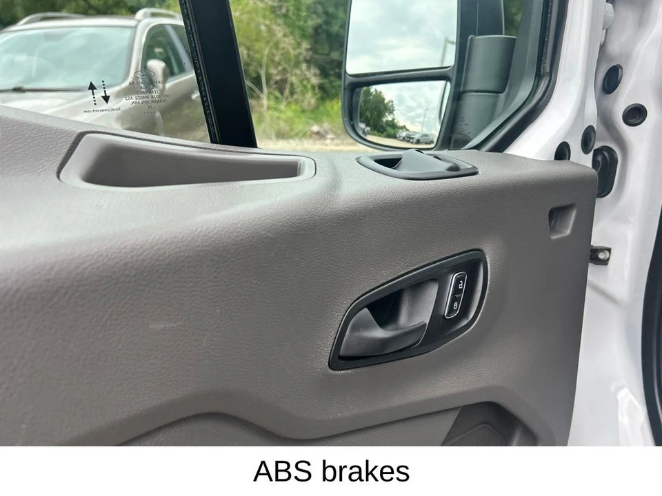 2025 Ford Transit - Image 29 of 31