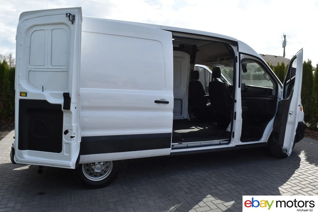 2025 Ford Transit - Image 18 of 23