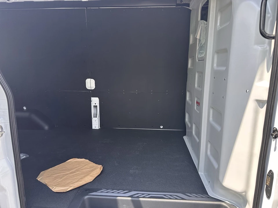 2025 Ford Transit Connect - Image 13 of 21