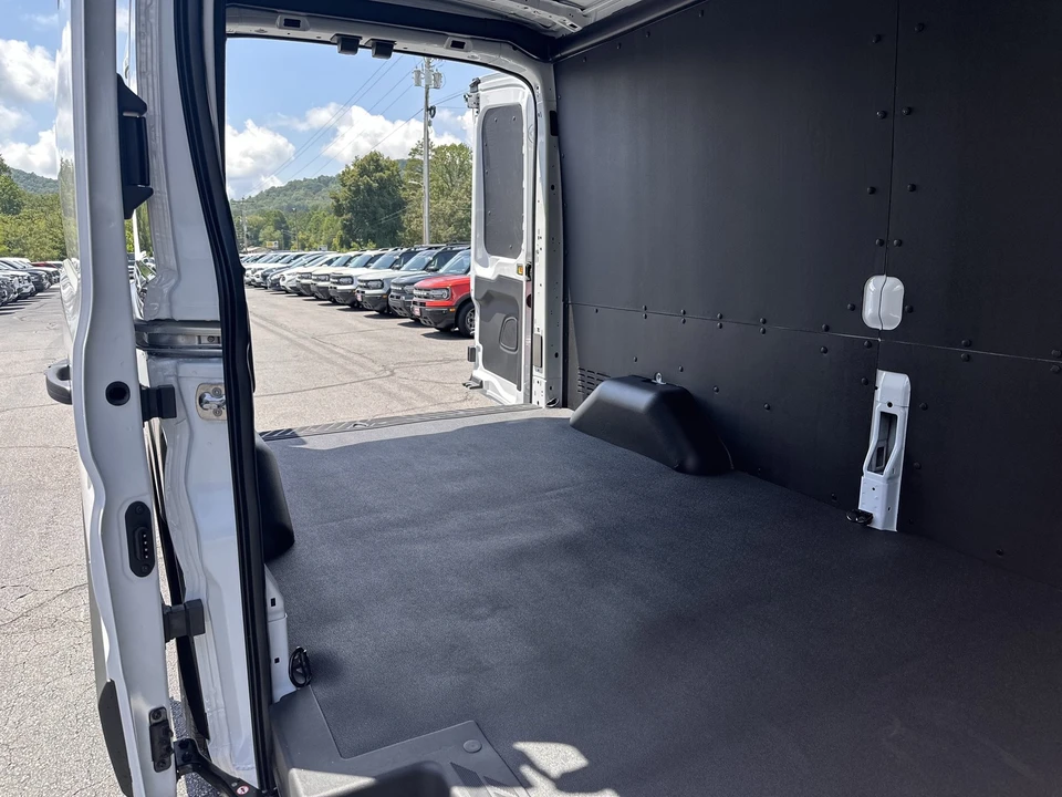 2025 Ford Transit - Image 14 of 21