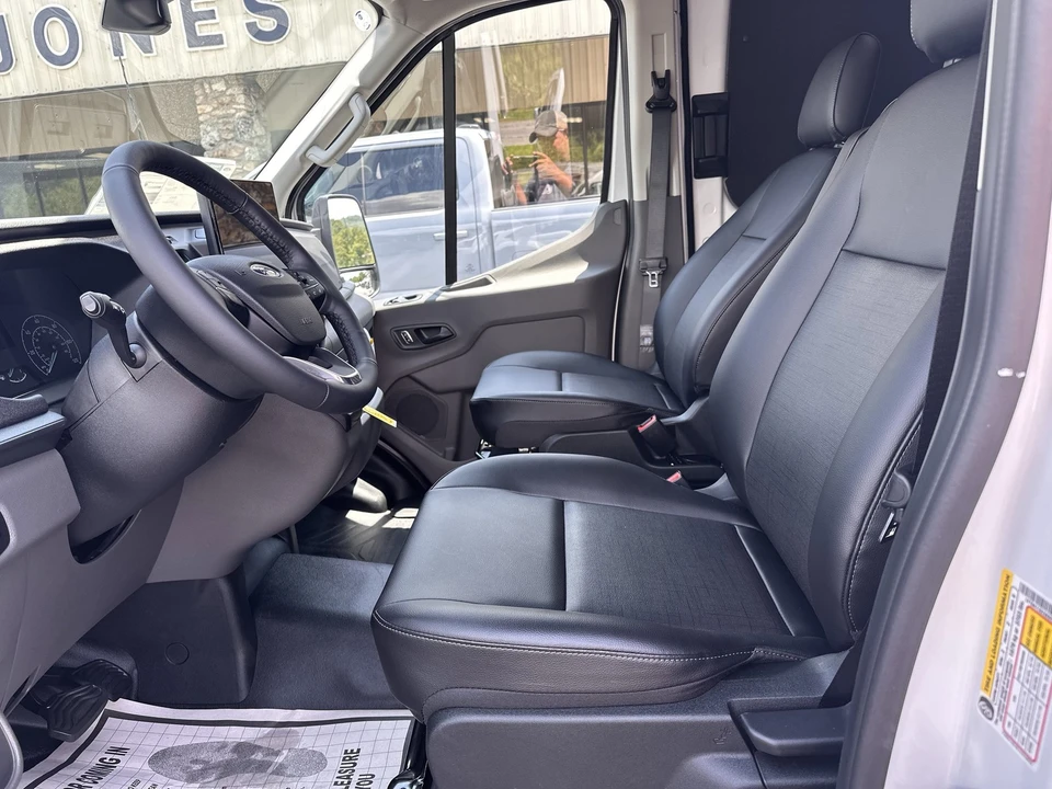 2025 Ford Transit - Image 10 of 21