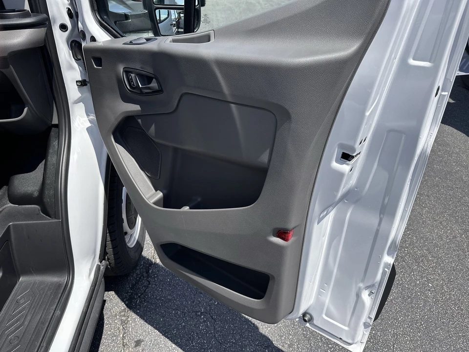 2025 Ford Transit - Image 11 of 21