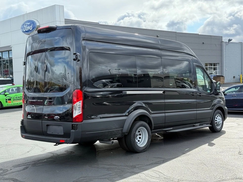 2025 Ford Transit - Image 6 of 12