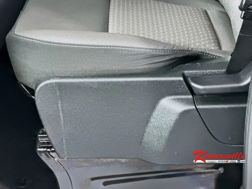 2025 Ford Transit - Image 22 of 24