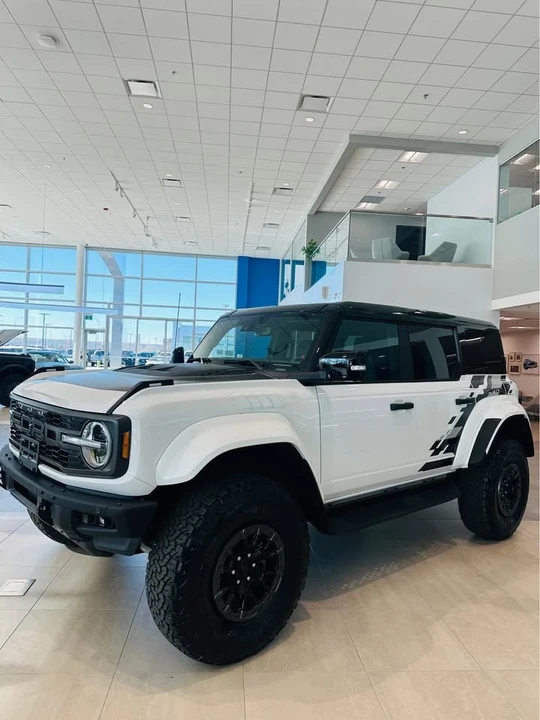 2025 Ford Bronco 6th Gen - Image 3 of 5