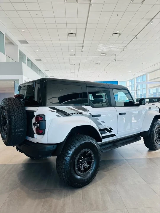 2025 Ford Bronco 6th Gen - Image 2 of 5