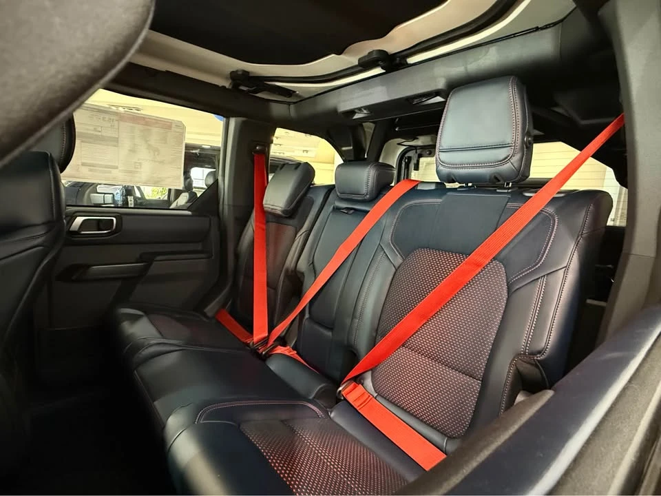 2025 Ford Bronco 6th Gen - Image 6 of 7